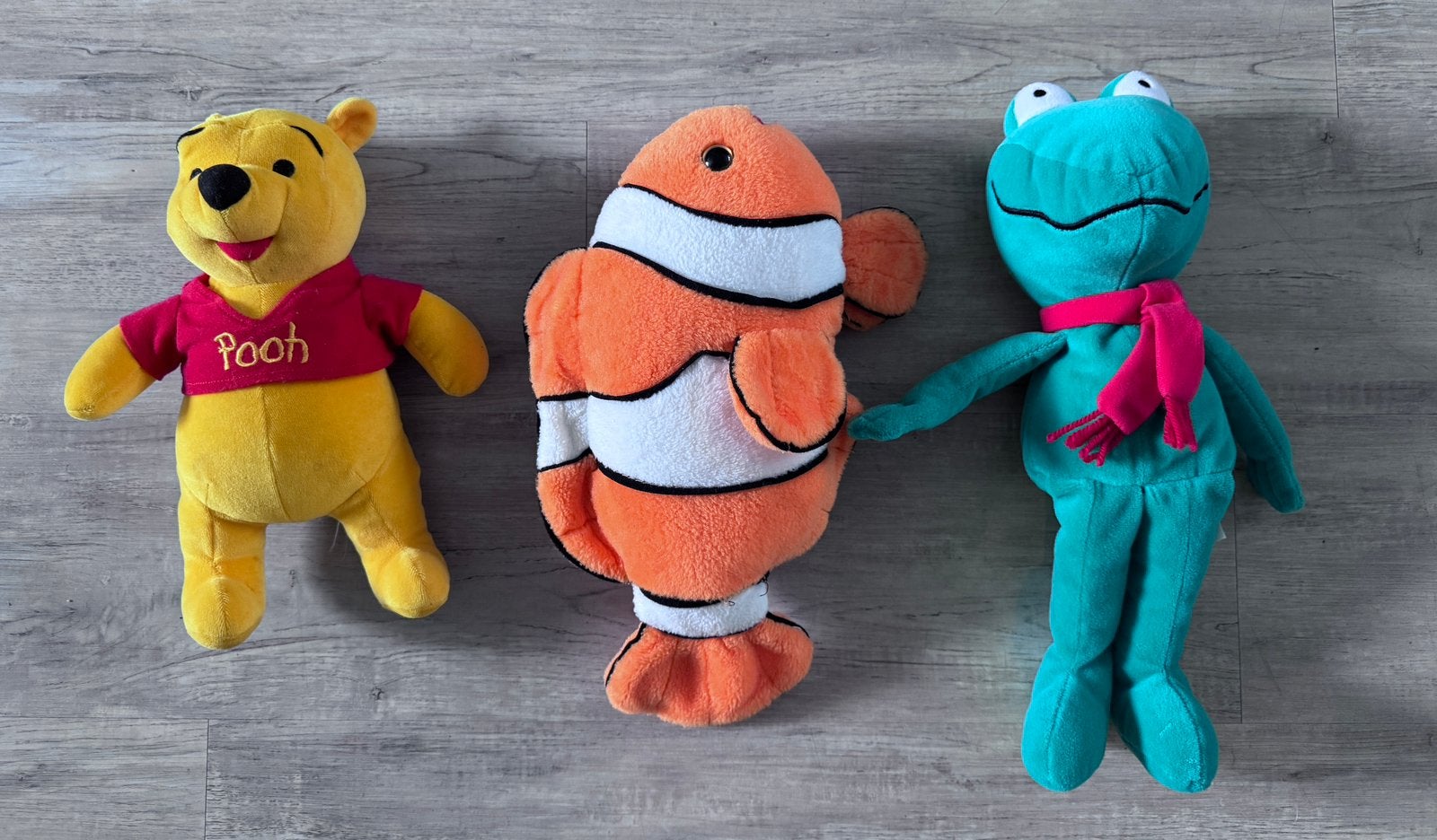 Set van 3 Leuke Knuffels – Kikker, Nemo & Winnie de Pooh, Kinderen en Baby's, Ophalen of Verzenden, Zo goed als nieuw, Kikker