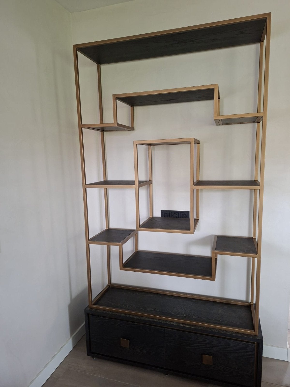 Richmond Interiors Hunter Boekenkast/Kast - Zwart met Goud, Ophalen, 200 cm of meer, 50 tot 100 cm, Zo goed als nieuw