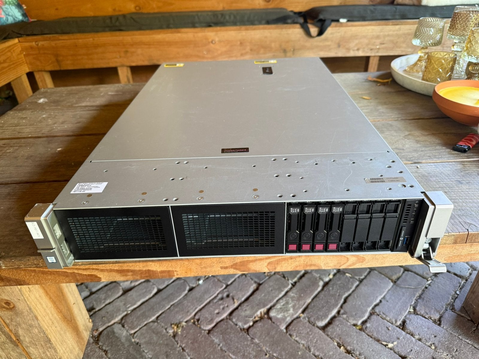 3x HPE DL380 Gen9 | 32GB RAM | 1.6TB SSD | 2x Tesla M60, 2 tot 3 Ghz, 32 GB, Hot swappable onderdelen, Ophalen of Verzenden