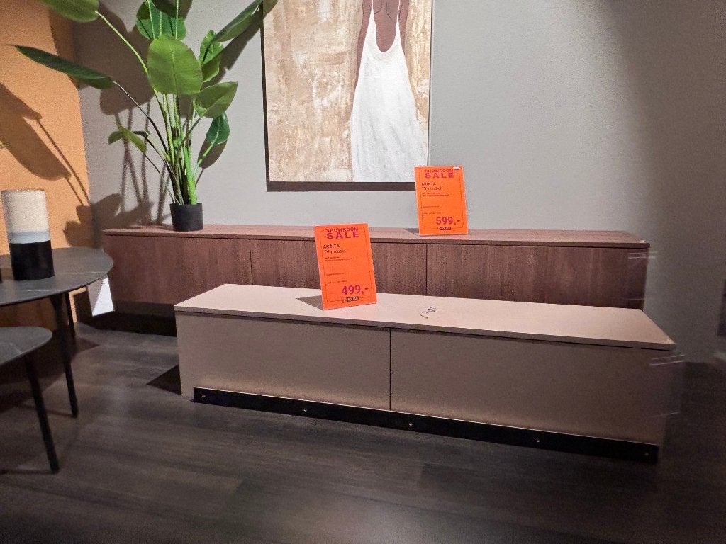 TV meubel Klein Arinta, Ophalen, Overige materialen, 50 tot 100 cm, Zo goed als nieuw