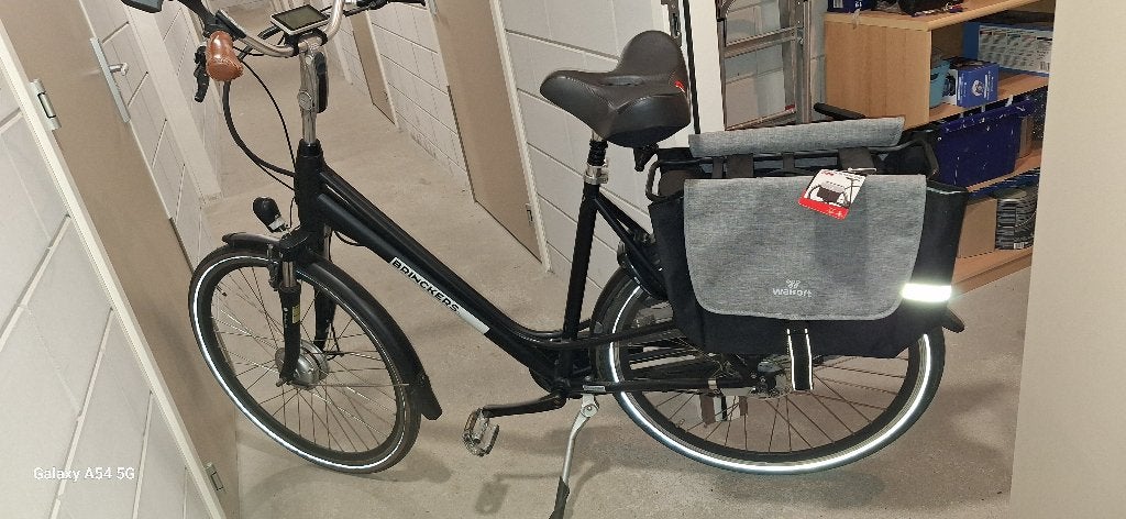 Set elektrische fietsen. Bieden vanaf €750,00, Ophalen, Zo goed als nieuw, Brinckers, 50 km per accu of meer