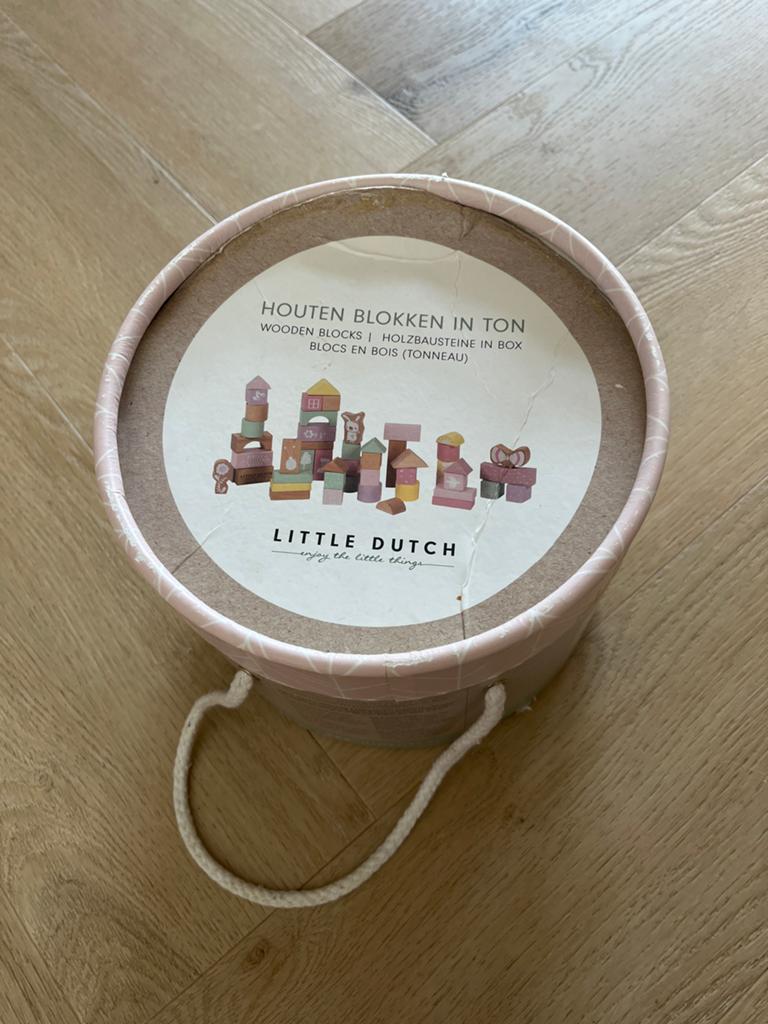 Little Dutch Houten Blokken in Ton -ton, Ophalen, Zo goed als nieuw, Overige merken