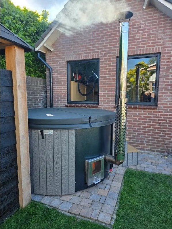 Hottub met interne kachel en WPC ombouw, Contact@mobi-tub.nl, Overige typen, Nieuw, Ophalen of Verzenden