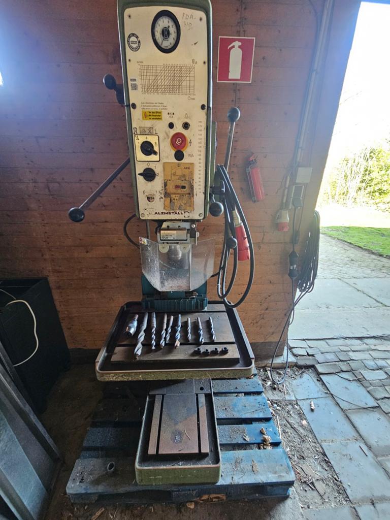 Alzmetall AB3 kolomboormachine, Ophalen of Verzenden, Gebruikt, 600 watt of meer, Kolomboormachine