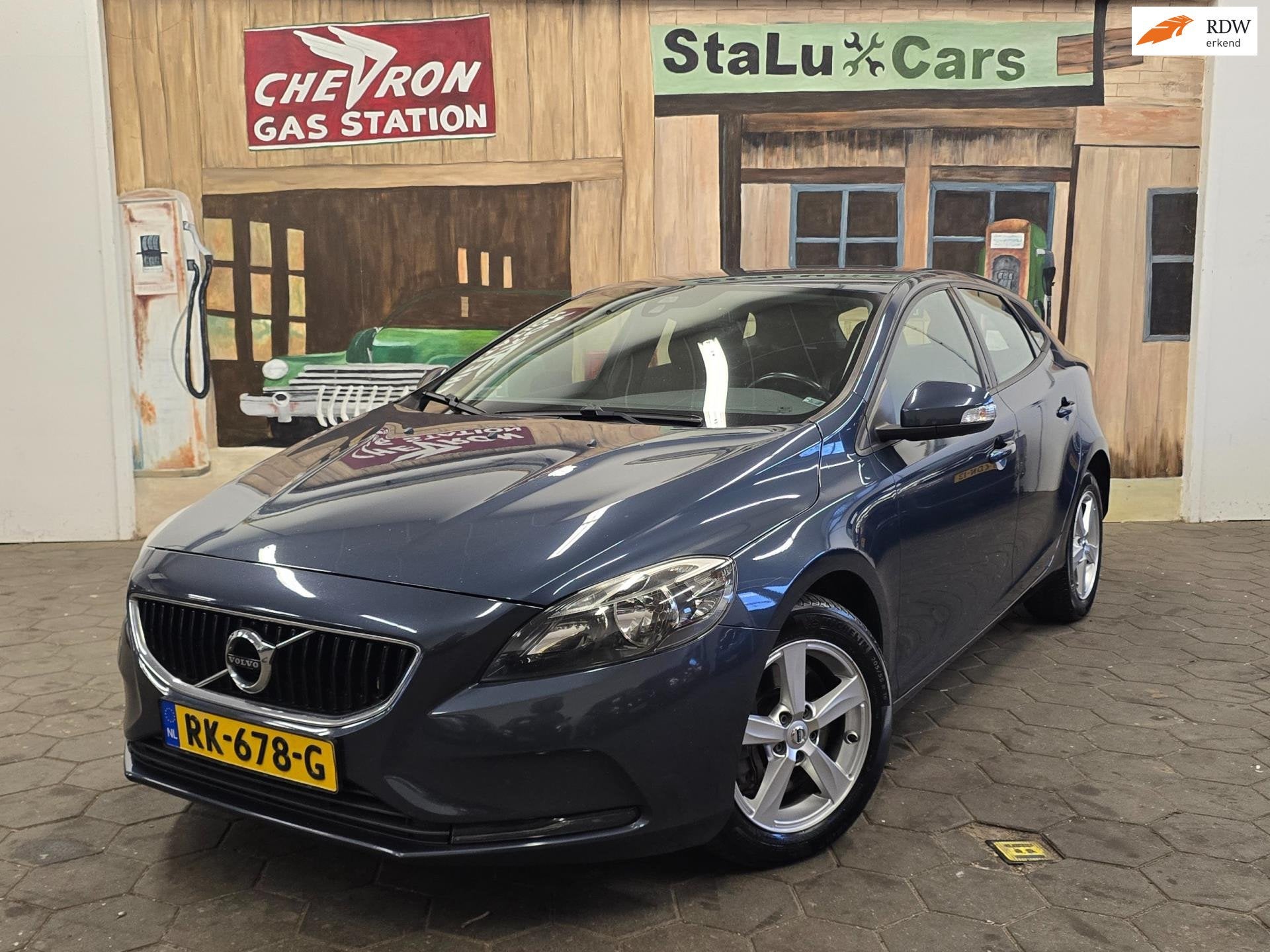 Volvo V40 1.5 T2 Momentum/AUTOMAAT/HISTORIE AANWEZIG/, Auto's, Volvo, Stof, 4 cilinders, 700 kg, Blauw