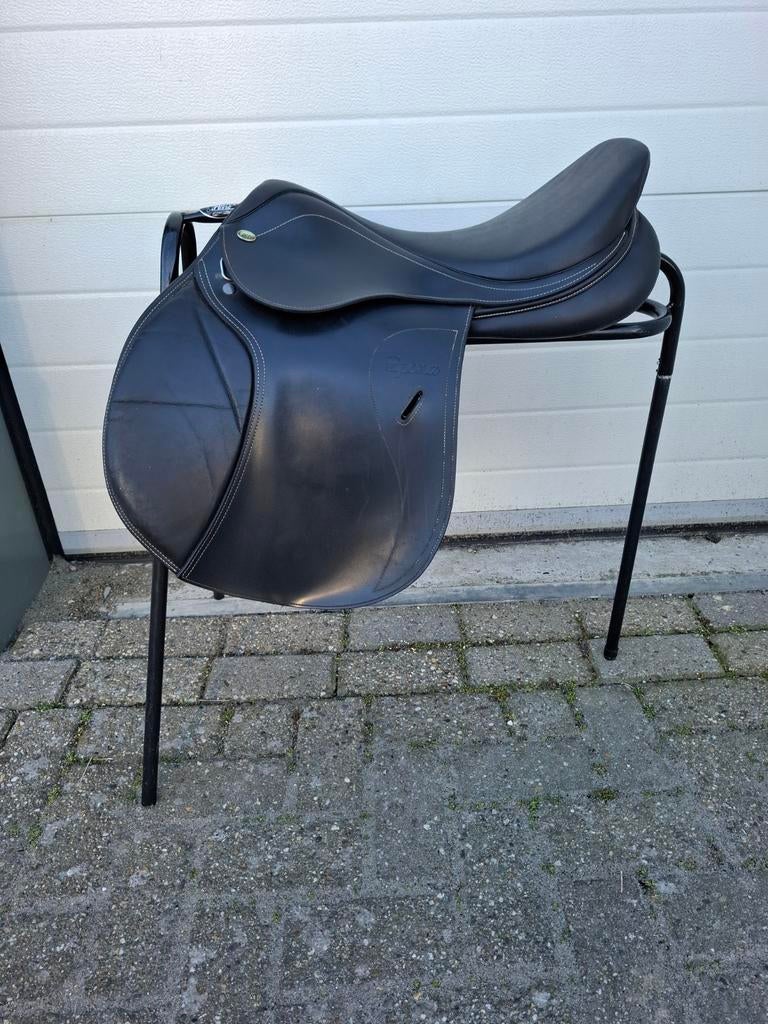 Epona springzadel 18, Ophalen of Verzenden, Springen