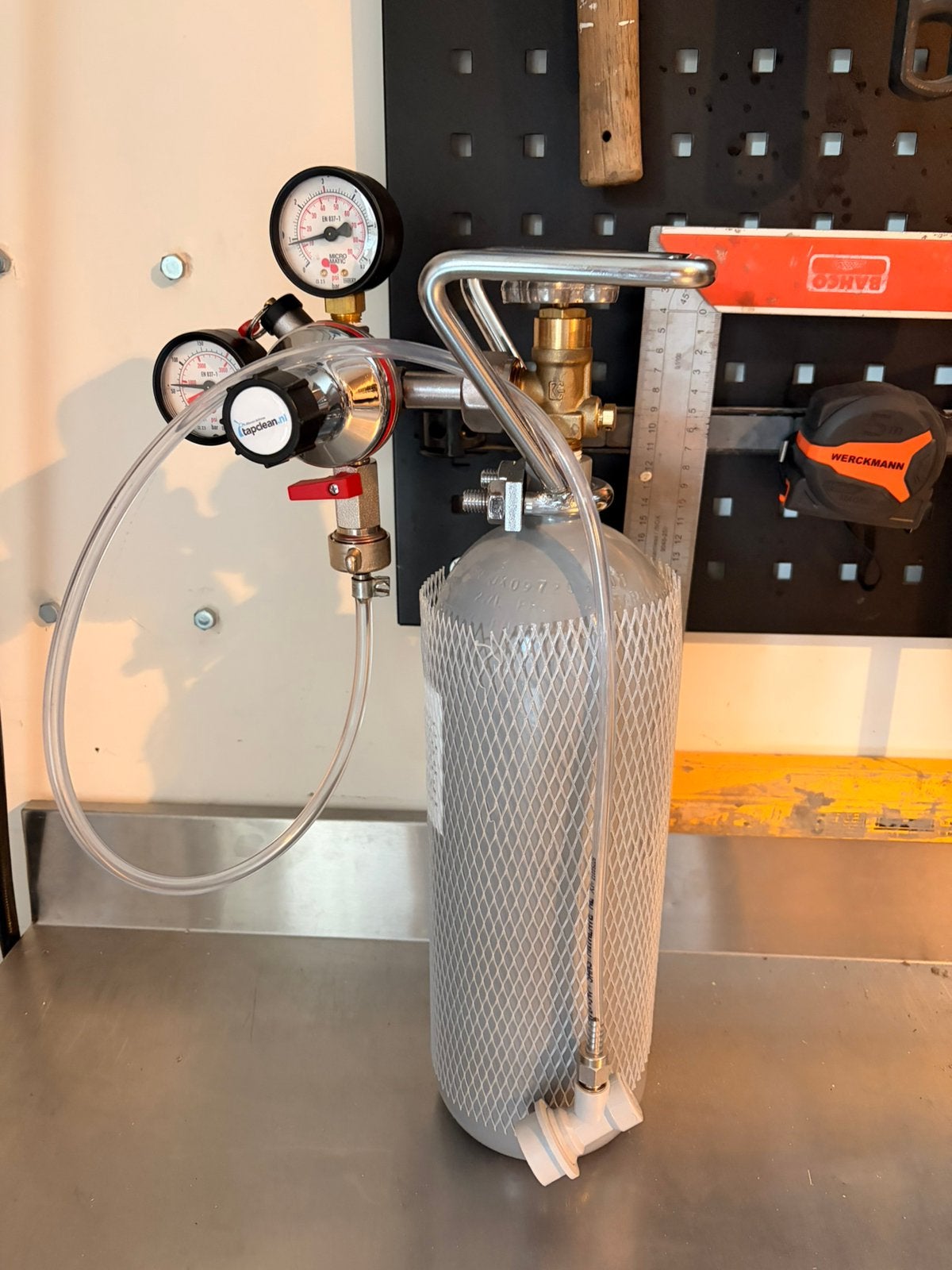 Co2 fles 2kg + drukregelaar Nieuw!, Ophalen of Verzenden, Nieuw, Overige merken