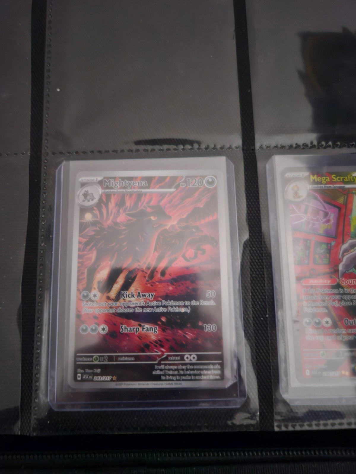 Pokemon Mightyena 243/217 Ascended Heroes, Ophalen of Verzenden, Zo goed als nieuw, Losse kaart, Foil