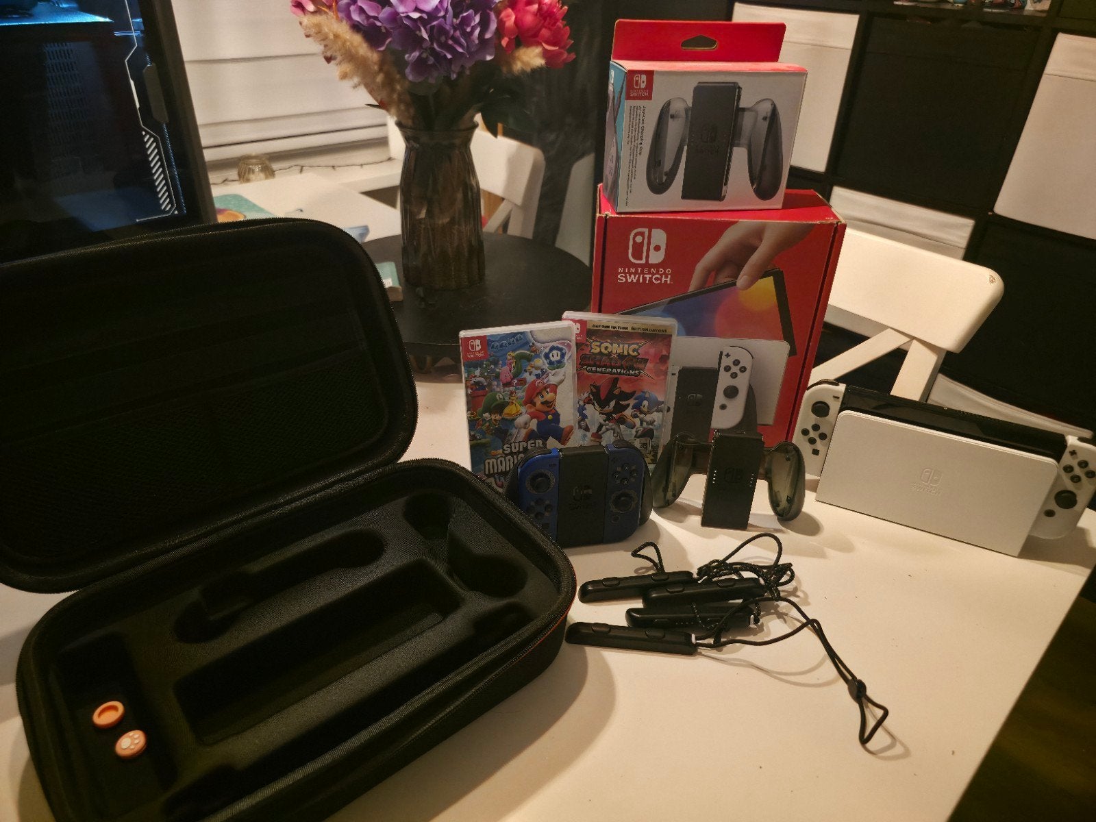 Nintendo Switch OLED met extra's en 2 spellen, Spelcomputers en Games, Ophalen of Verzenden