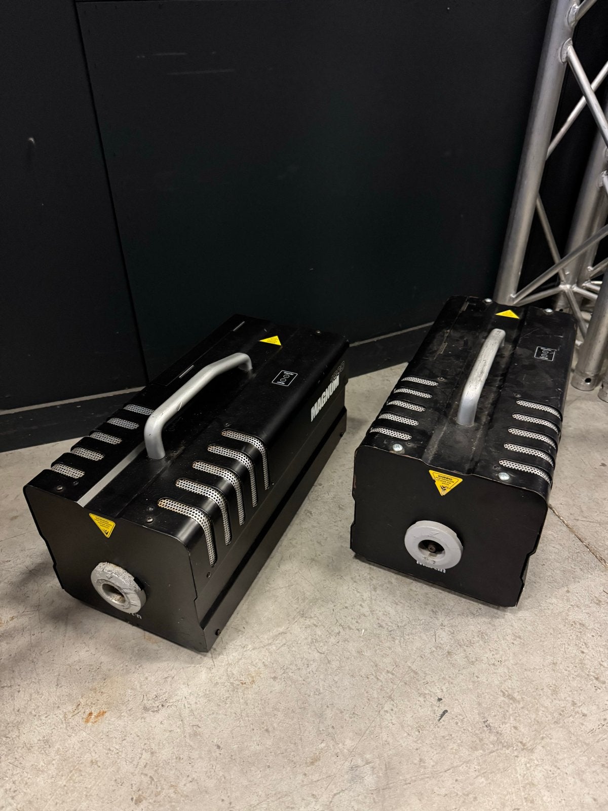 Martin Magnum 1800 DMX Rookmachines (2 stuks), Ophalen, Martin, Gebruikt, Martin
