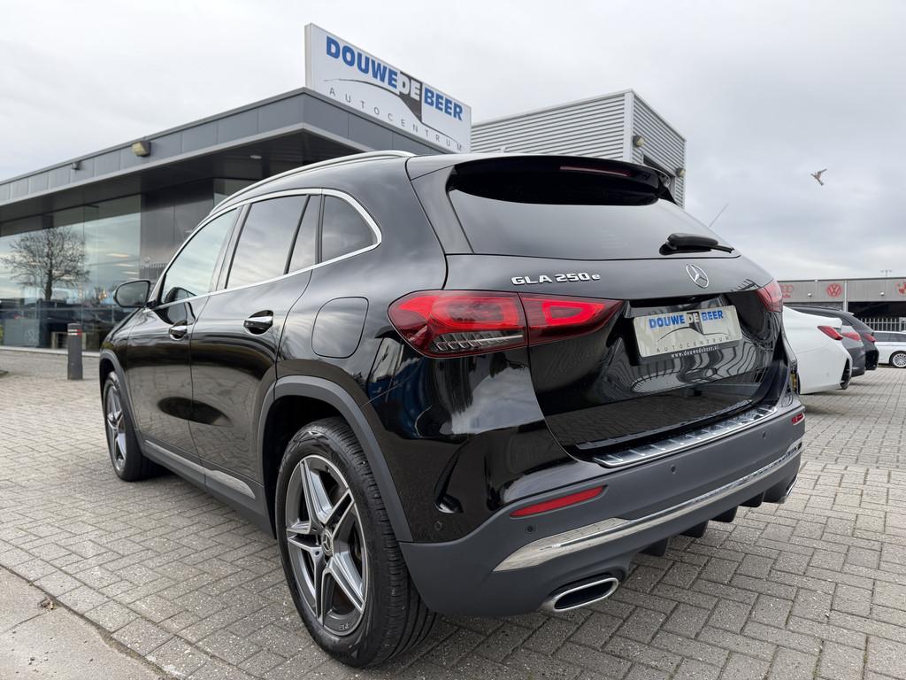 Mercedes-Benz GLA 250 e AMG Line Pano-Dak | Memory | Keyless, 12 maanden, 77 km/l, Zwart, Bedrijf