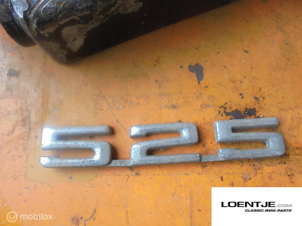 Embleem achter BMW e12 e28 525, Gebruikt, Ophalen of Verzenden, BMW