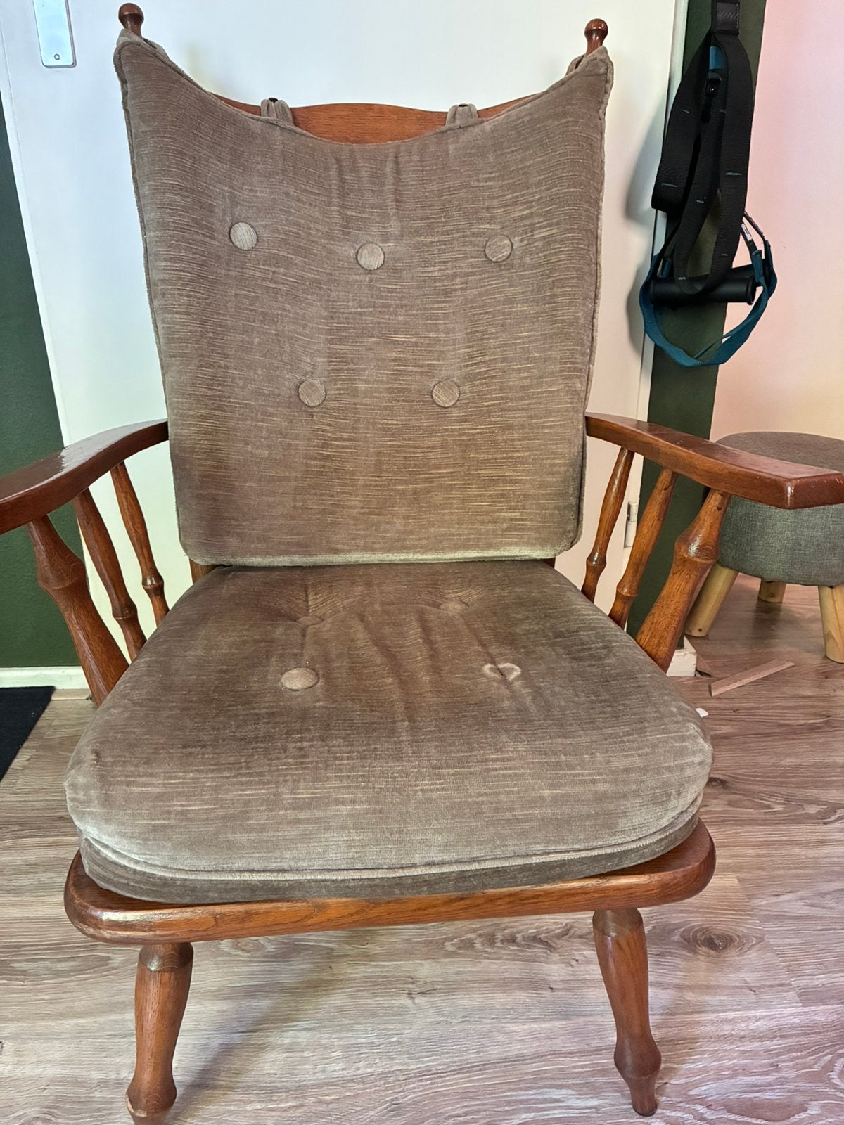 Vintage Rookstoel Spijlenfauteuil Krasvrij Dikke Voering 60s, Ophalen
