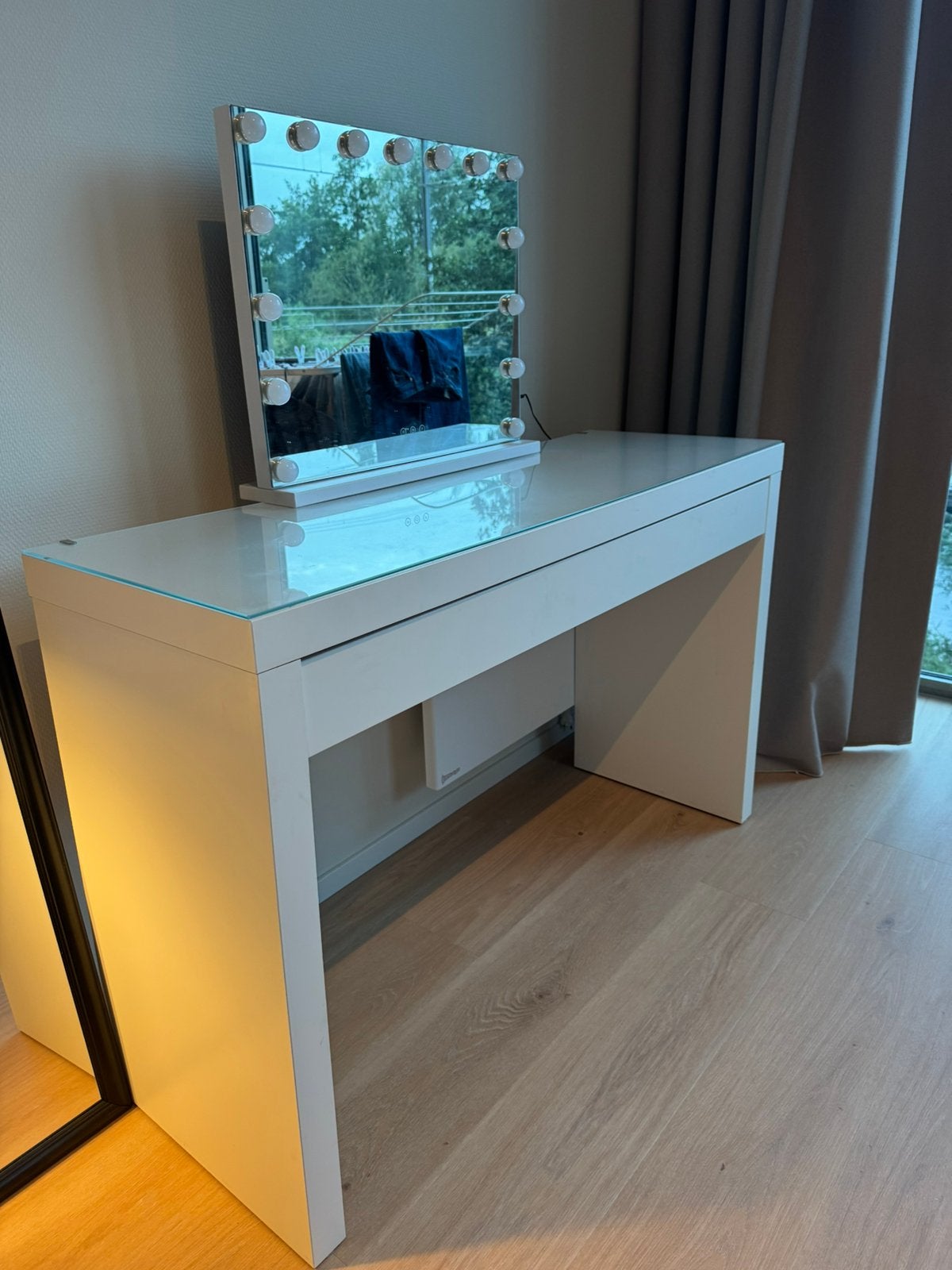 Kaptafel Ikea, Ophalen