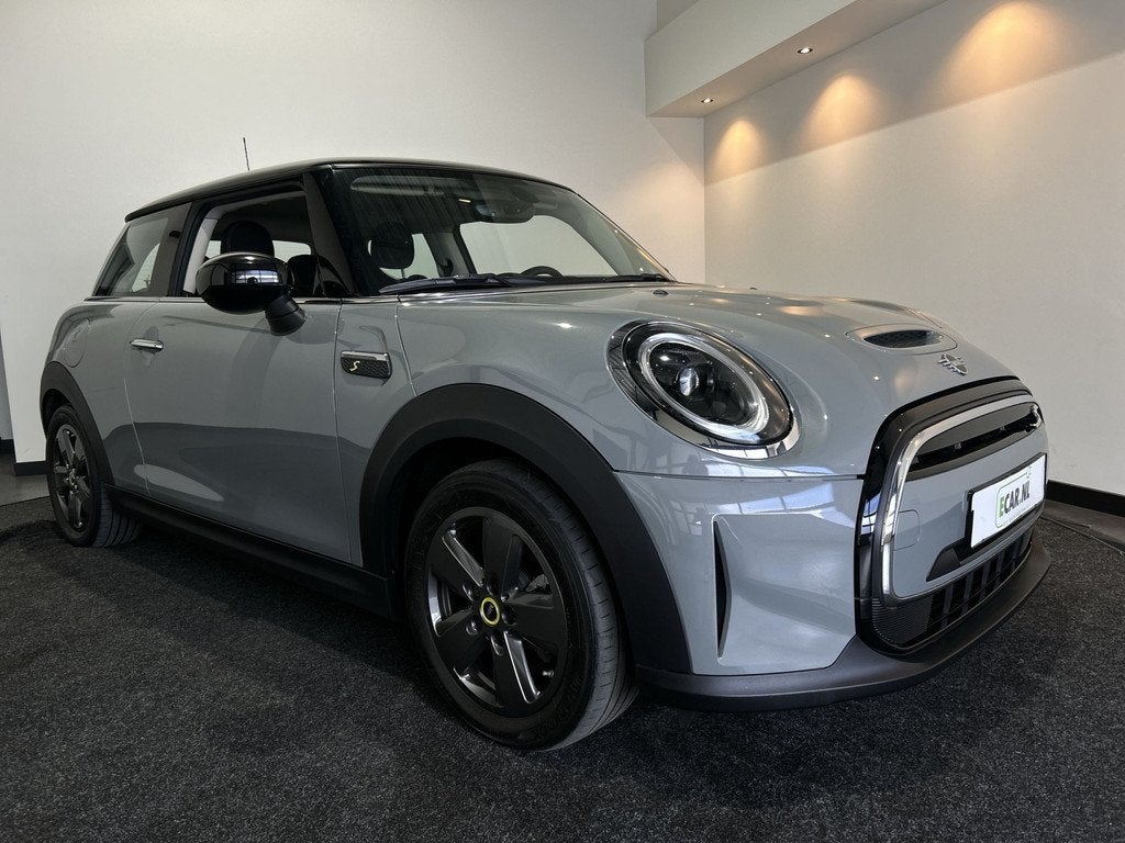MINI Mini Electric Essential 33 kWh Navigatie | LED | Autom., Auto's, Mini, Bedrijf, Te koop, Mini Electric, ABS, Airbags, Airconditioning