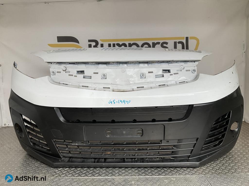 Bumper Opel Vivaro 14-19 9833129877 39201548 Voorbumper 1-G5, Auto-onderdelen, Bumper