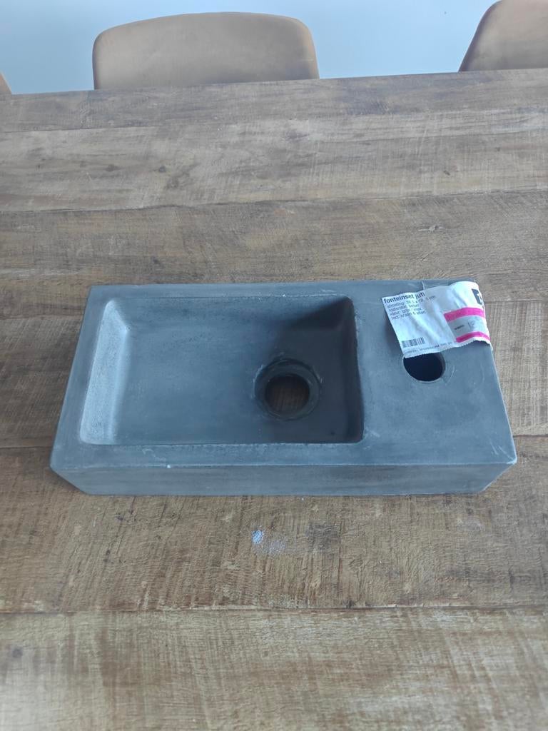 Fontijn - toilet wasbak beton NIEUW, Ophalen, Minder dan 50 cm, Nieuw, Minder dan 100 cm
