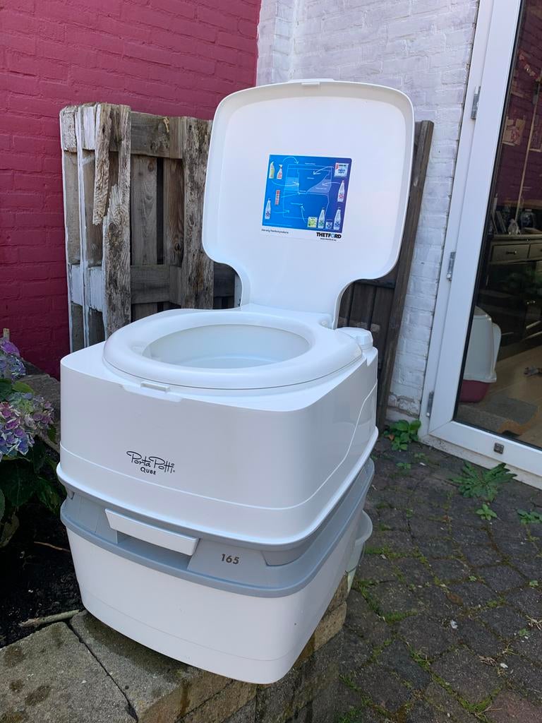 Porta Potti Qube 165, i.z.g.st, Caravans en Kamperen, Kampeeraccessoires, Ophalen, Zo goed als nieuw