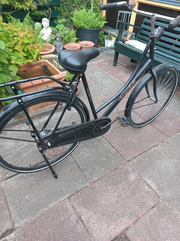 Degelijke zwarte oma/stadsfiets, Fietsen en Brommers, Terugtraprem, Ophalen, Overige merken, 53 tot 56 cm