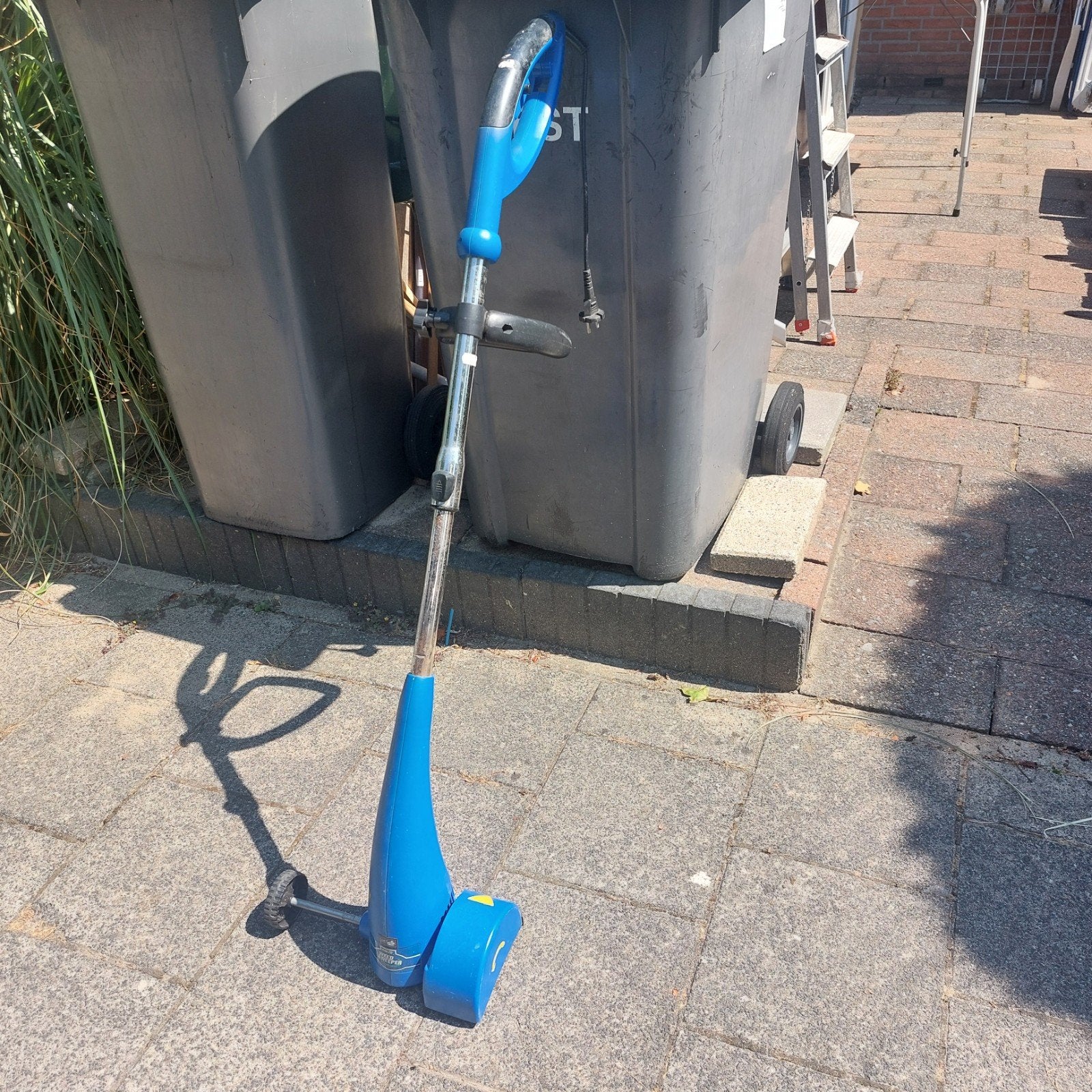 Kinzo Weed Sweeper - Elektrische Onkruidborstel, Ophalen, Gebruikt, Overige soorten, Kinzo