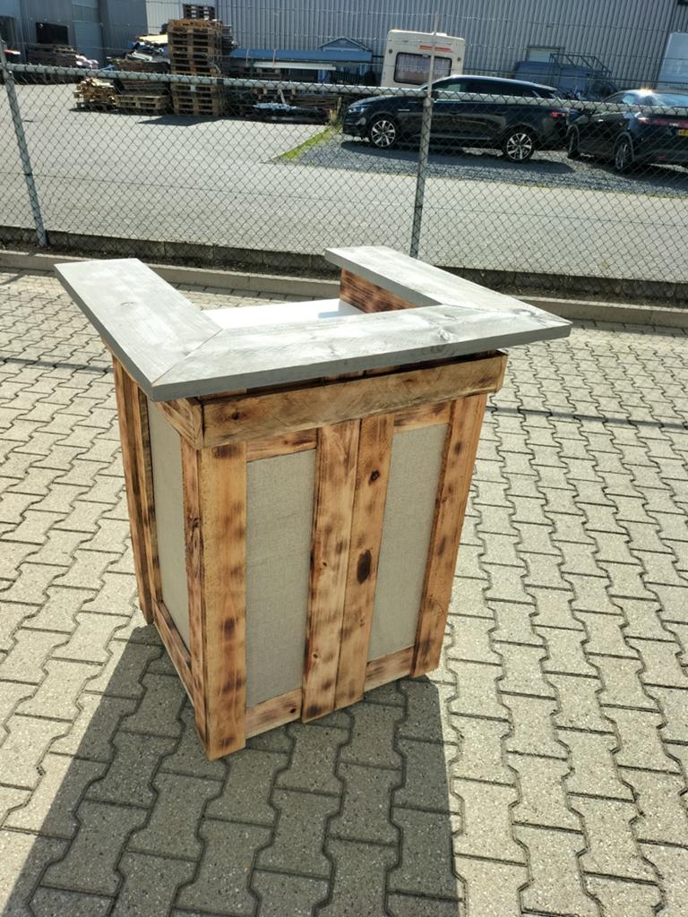 Verrijdbaar barretje met ruimte voor tafelmodel koelkast, Huis en Inrichting, Barren, Ophalen of Verzenden, Gebruikt