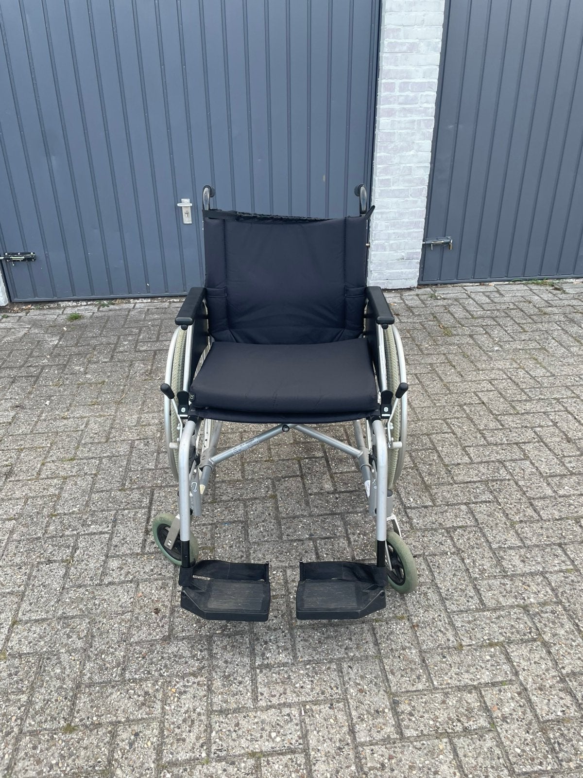 Inklapbaare rolstoel, Ophalen of Verzenden, Zo goed als nieuw, Duwrolstoel