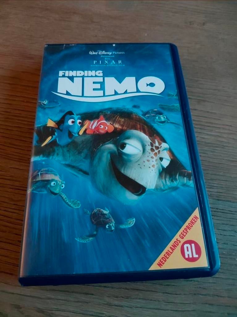 Disney Pixar Finding Nemo videoband., Cd's en Dvd's, VHS | Kinderen en Jeugd, Gebruikt, Tekenfilms en Animatie, Alle leeftijden