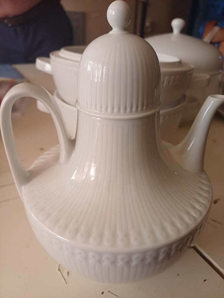 Hutschenreuther Lorenz Reuther theepot, wit porselein, Ophalen of Verzenden