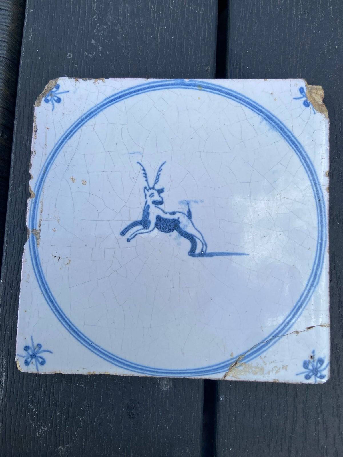 Antieke Delftse tegel met springend hert 13x13 cm, Ophalen