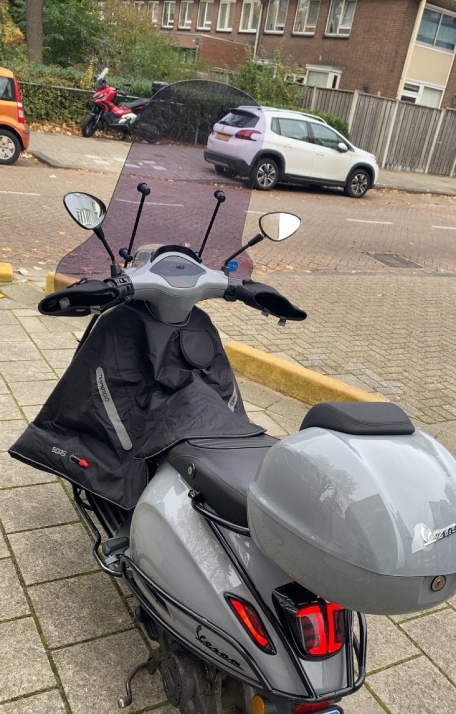 Vespa sprint 2020, Fietsen en Brommers, Scooters | Vespa, Ophalen, Gebruikt, Maximaal 45 km/u, Vespa S