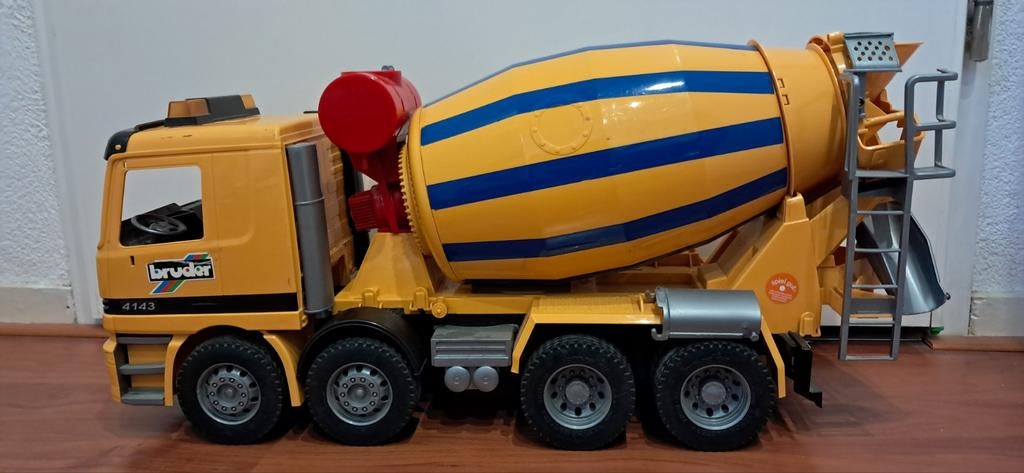 Bruder Cementwagen - Speelgoed Betonmixer, Kinderen en Baby's, Speelgoed | Speelgoedvoertuigen, Ophalen of Verzenden, Gebruikt