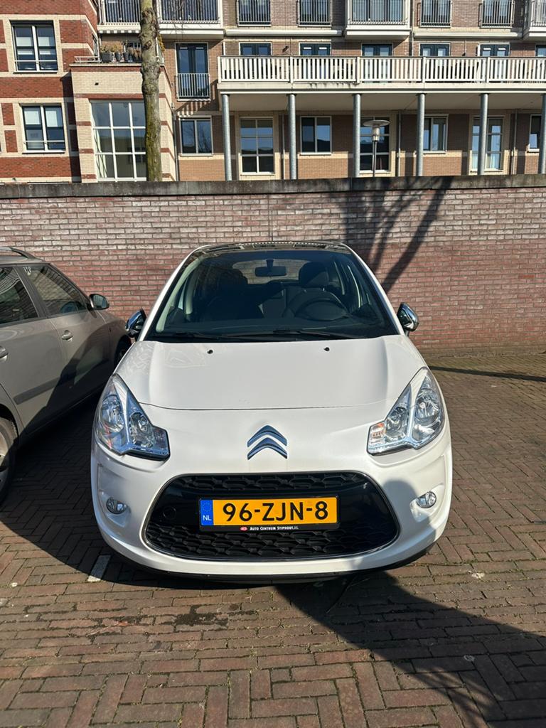 Citroën C3 1.2 VTI Col 82PK 2012 Wit PAN | AIRCO | N Kopp, Auto's, Voorwielaandrijving, Stof, 40 €/maand, Zwart