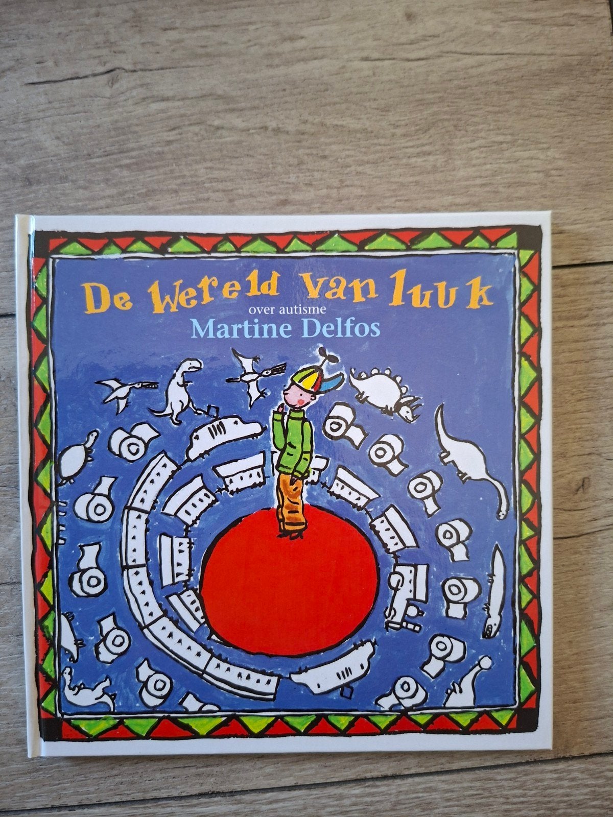 M.F. Delfos - De wereld van Luuk, Opvoeding vanaf 10 jaar, Ophalen of Verzenden, Zo goed als nieuw, M.F. Delfos