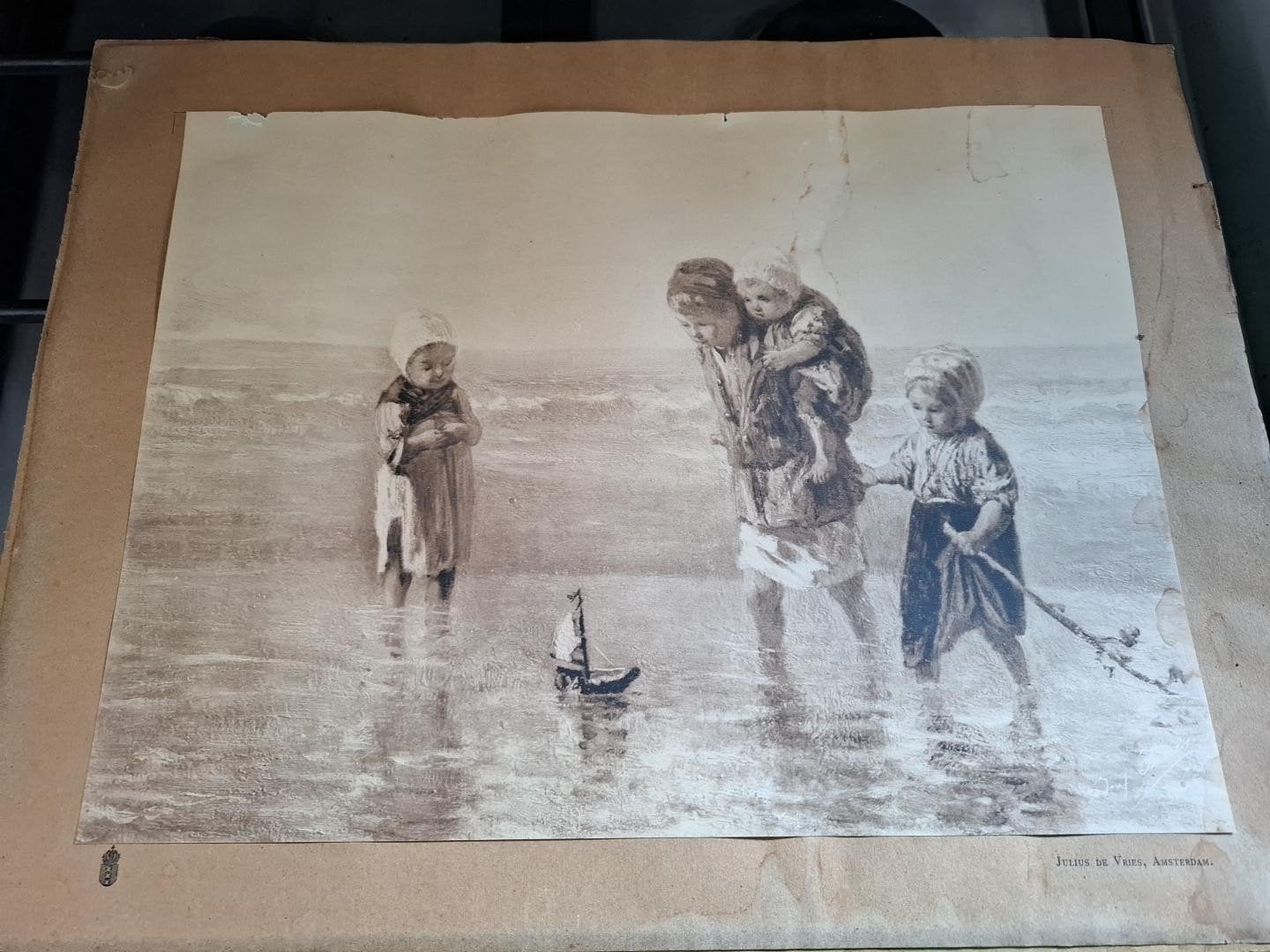 Antieke prent 'Kinderen op het strand' - J. de Vries, Antiek en Kunst, Ophalen