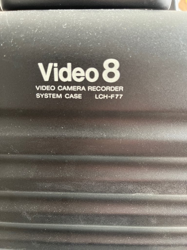 Sony Video 8 Camera Recorder LCH-F77 in Systeemkoffer, Ophalen, 8mm, Camera