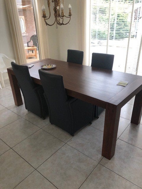 Grote eetkamertafel met 4 luxe stoelen, Huis en Inrichting, Stoelen, Ophalen, Gebruikt, Blauw, Vier