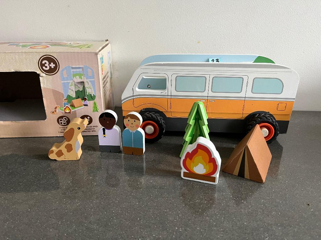 Houten camper met accessoires, Kinderen en Baby's, Speelgoed | Houten speelgoed, Ophalen of Verzenden, Nieuw