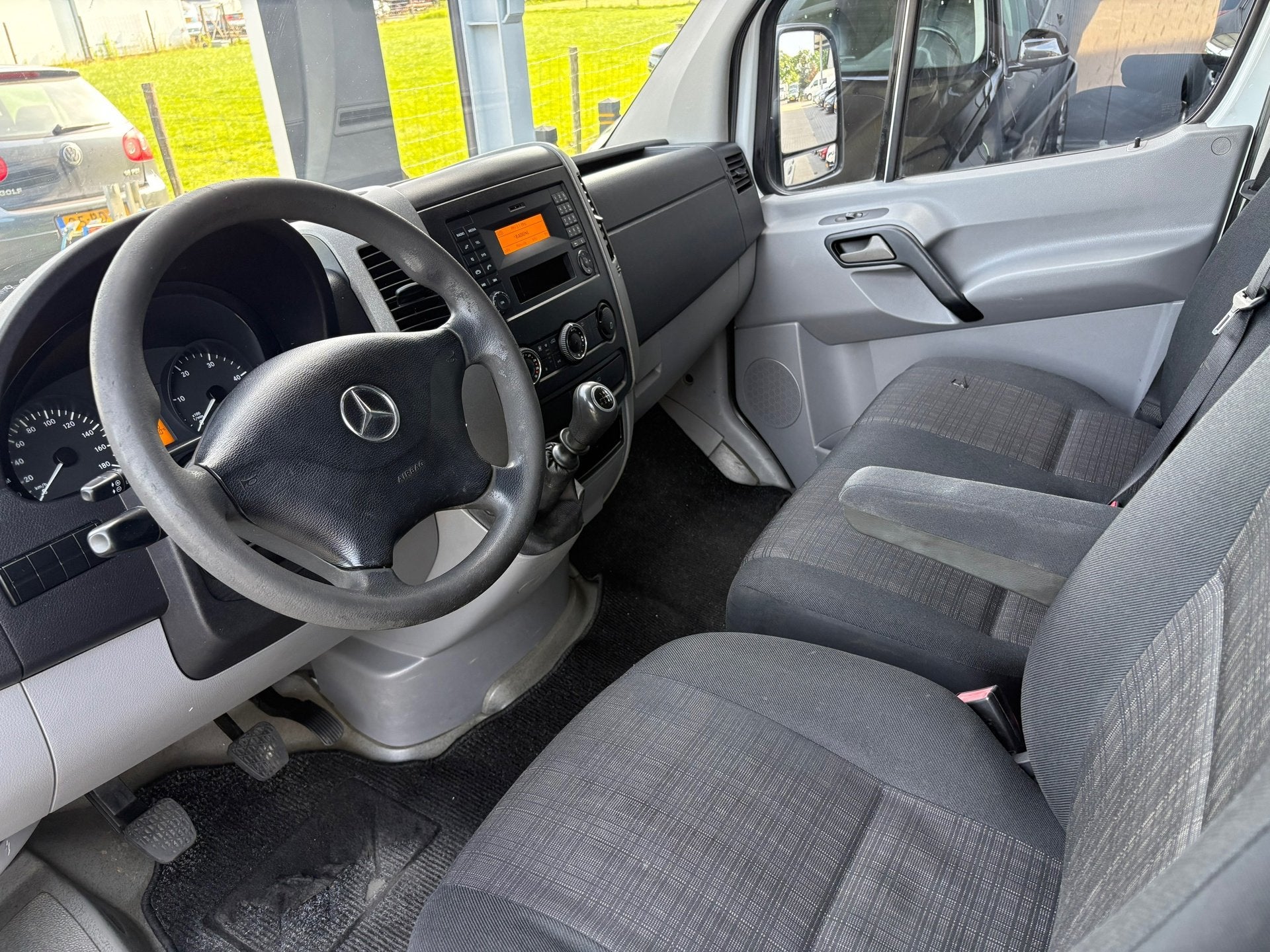 Mercedes-Benz Sprinter 316 432LTrekgewicht 3500 KG, Auto's, 13 km/l, Zwart, 4 cilinders, Mercedes-Benz