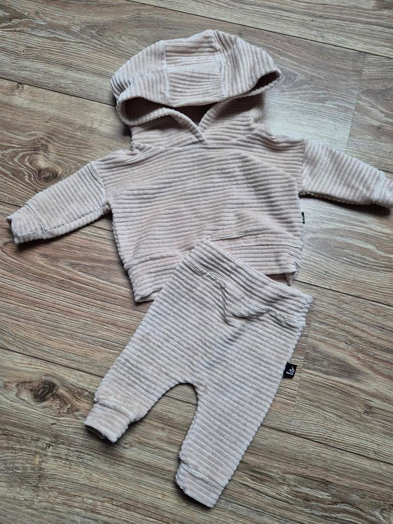 Nieuwstaat!! Babystyling setje maatje 50, Nieuw, Ophalen of Verzenden, Setje, Jongetje