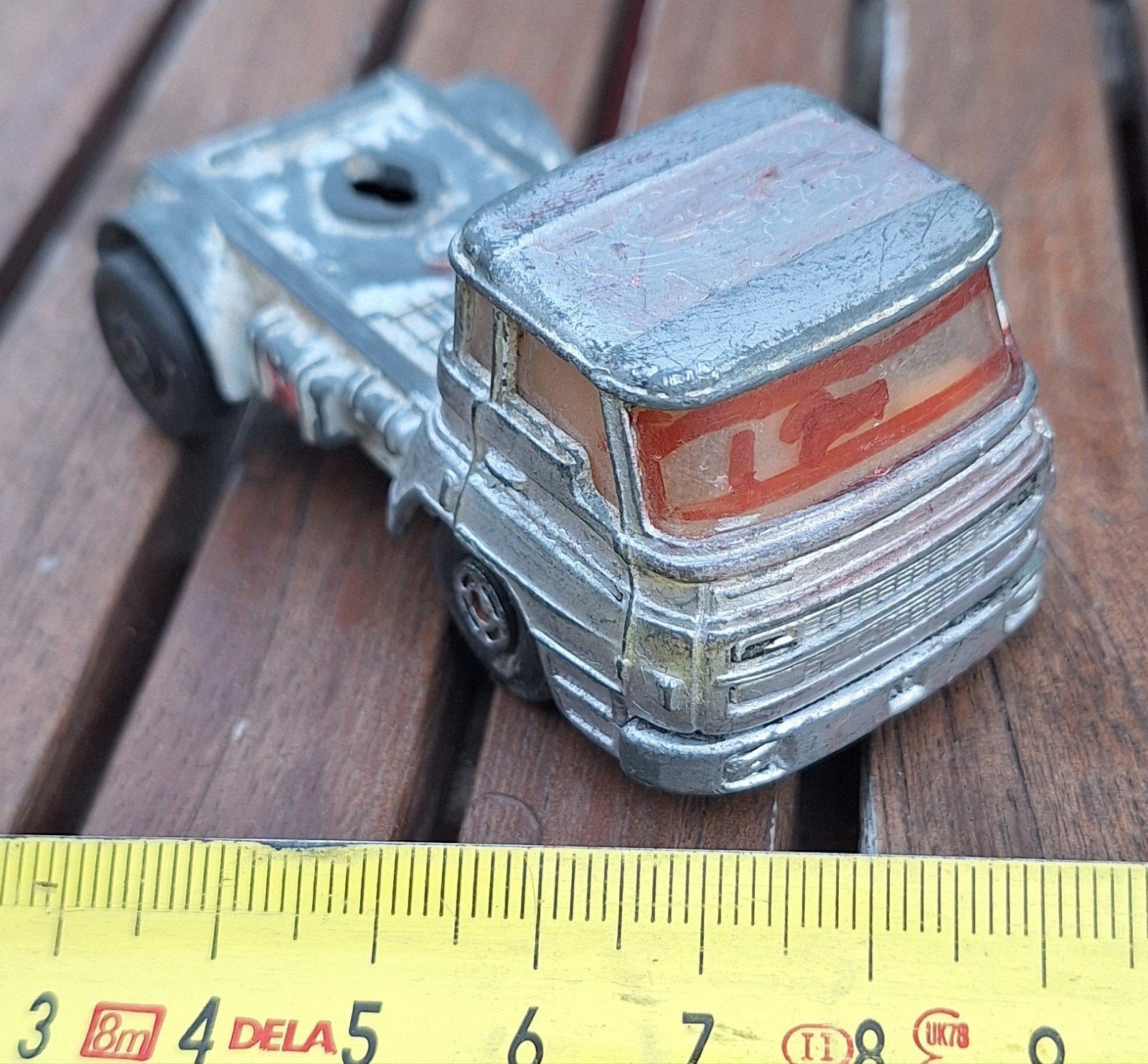 Vrachtwagen Guiloy Barreiros 42/38 T schaal 1:66, Hobby en Vrije tijd, Modelauto's | 1:50, Ophalen of Verzenden, Gebruikt, Bus of Vrachtwagen