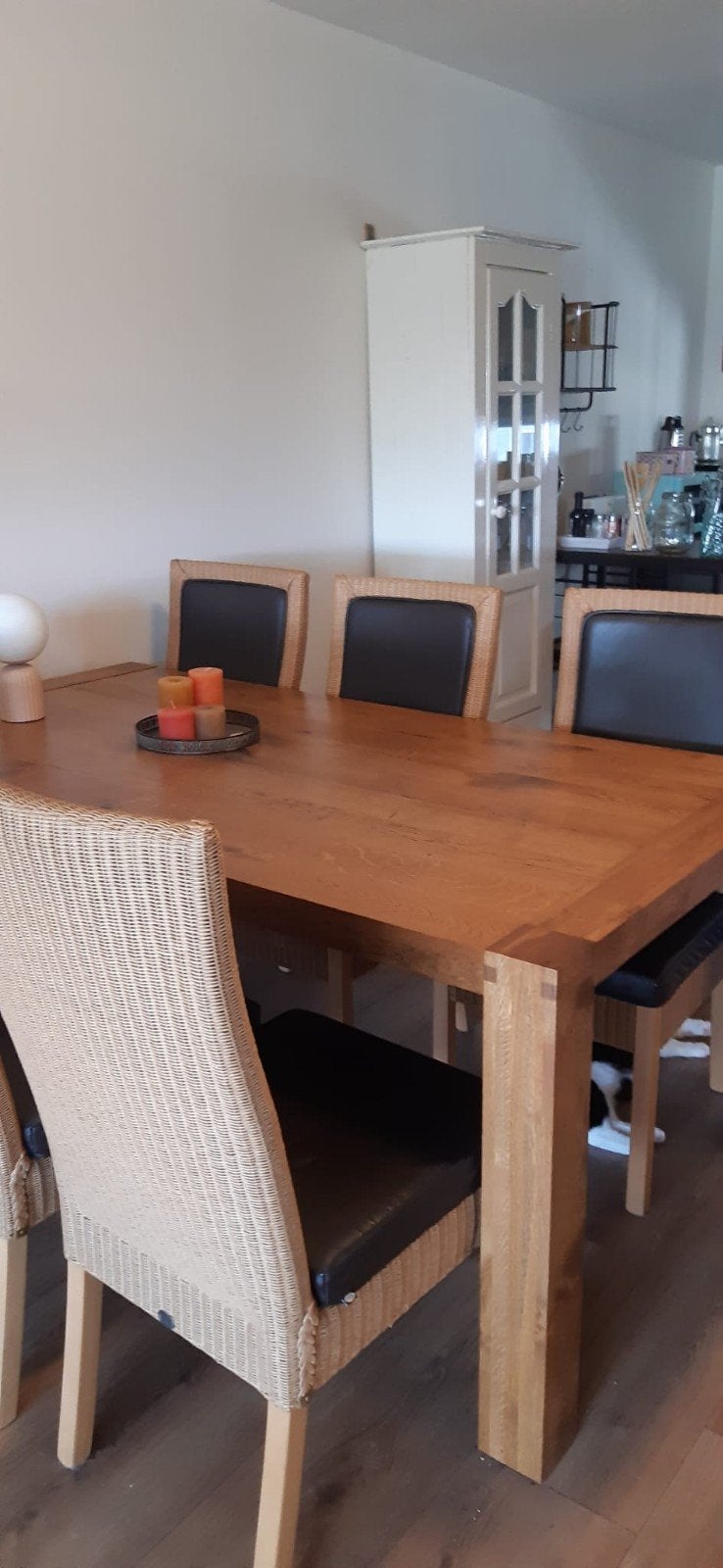 6 Loom eetkamerstoelen en grote  tafel, Ophalen, Gebruikt, Zwart, Landelijk, Modern