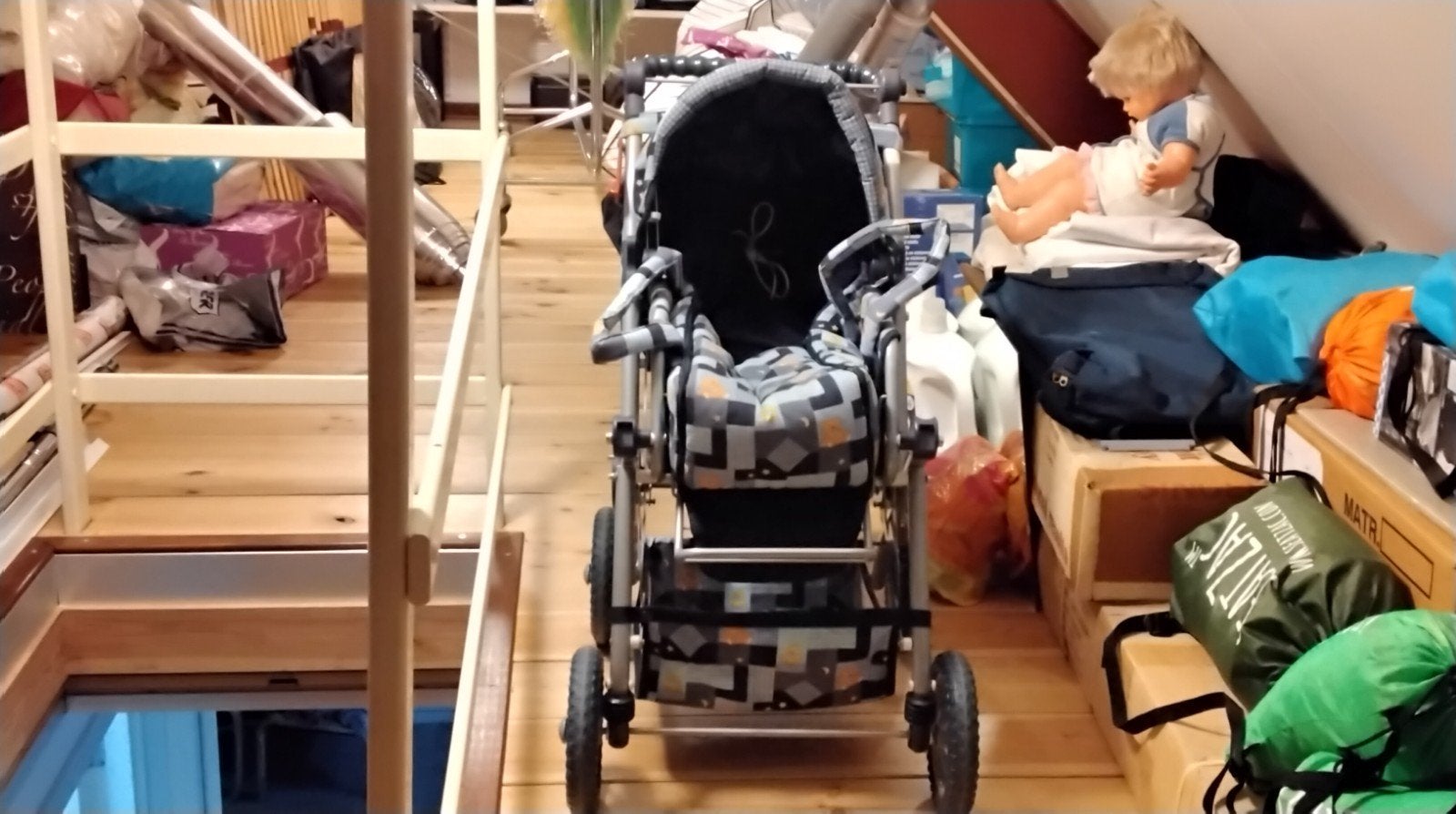 Poppenwagen, Ophalen