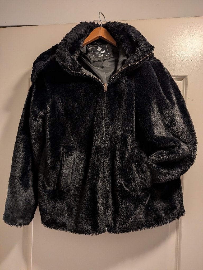 Jas maat l fluffy nep bont, Kleding | Dames, Ophalen of Verzenden, Zo goed als nieuw, Maat 38/40 (M), Zwart