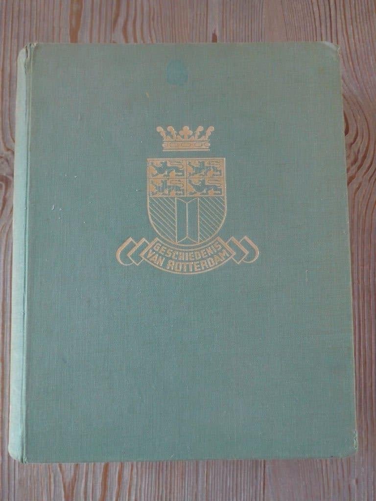 Geschiedenis van Rotterdam. H.C.Hazewinkel 1942, Boeken, Ophalen of Verzenden, 17e en 18e eeuw, Gelezen