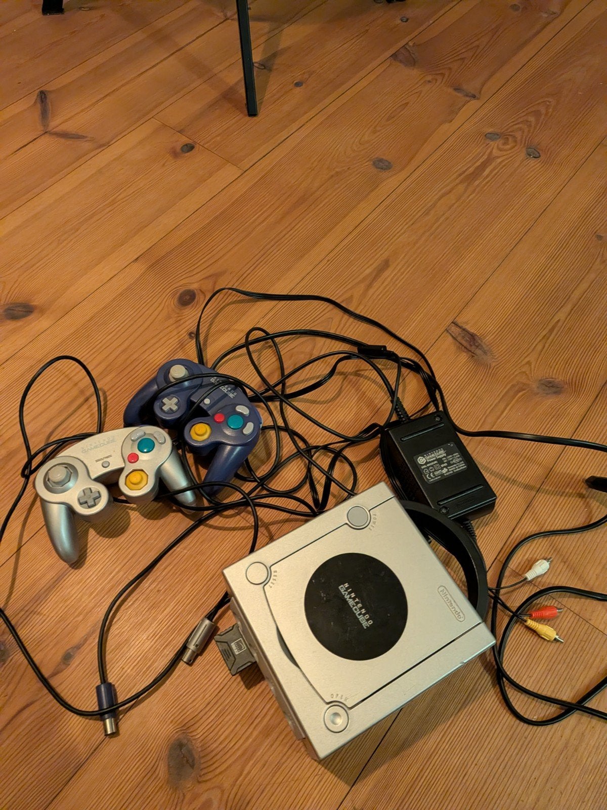 Nintendo GameCube Console met 2 controllers en Mario Kart, Spelcomputers en Games, Met 2 controllers, Ophalen of Verzenden, Zilver