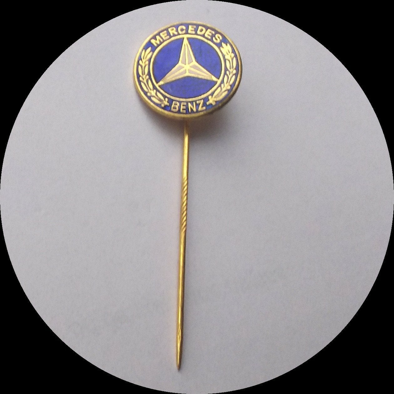 Zeldzaam oud MERCEDES BENZ  speldje, koper, Ophalen of Verzenden, Zo goed als nieuw, Transport, Speldje of Pin