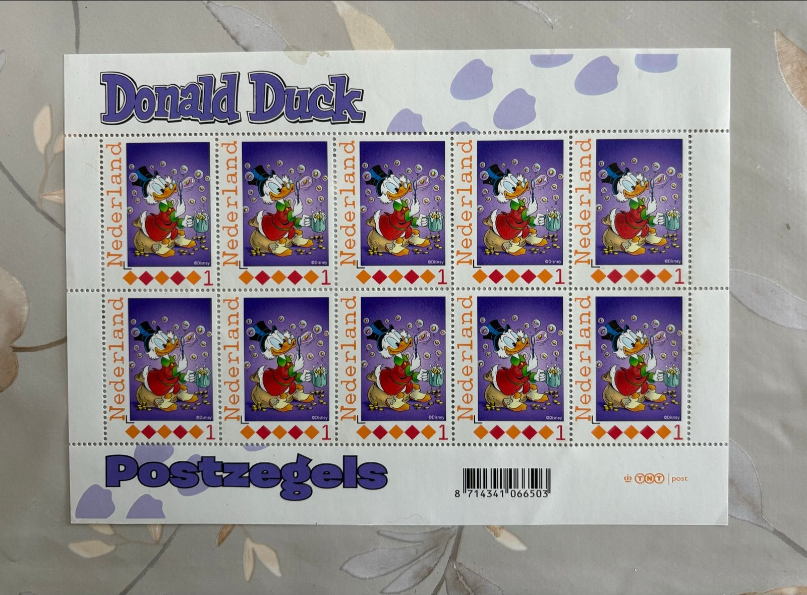 10 Donald Duck postzegels - Postfris en perfecte staat, Postzegels en Munten, Ophalen of Verzenden, Na 1940, Postfris