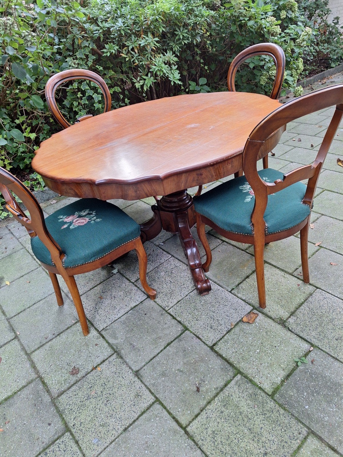 Antieke Biedermeier eettafel met 4 stoelen, Antiek en Kunst, Ophalen