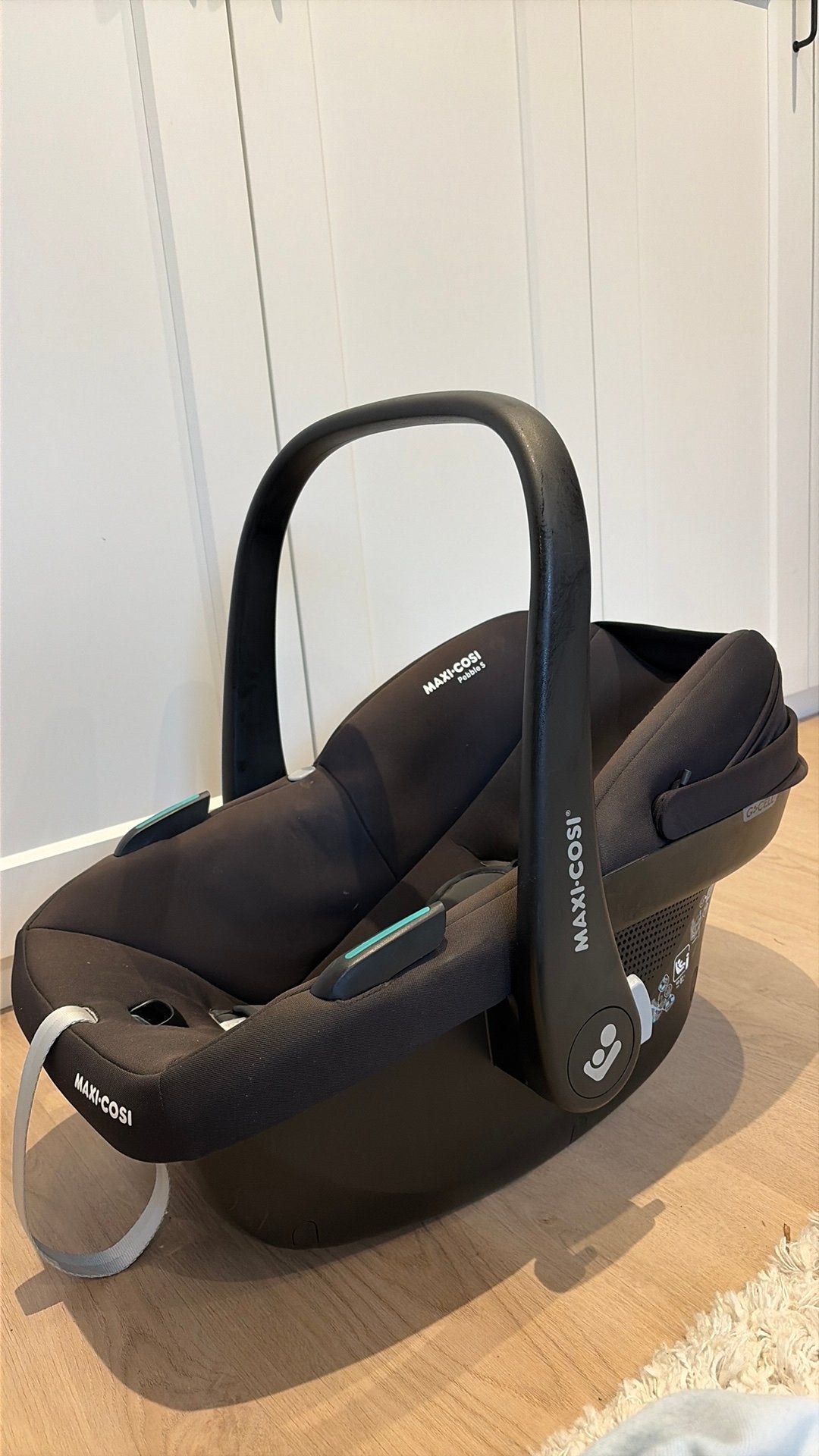 Maxi Cosi Pebble S + ongebruikte newborn inzet, Ophalen, Autogordel, Zo goed als nieuw, 0 t/m 13 kg