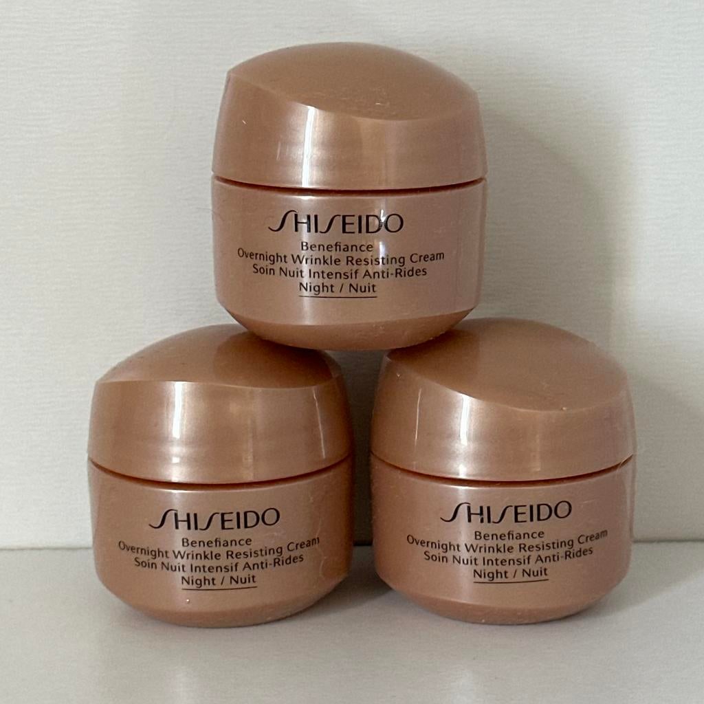Shiseido Benefiance Overnight Wrinkle Resisting Crem 15 ml, Sieraden, Tassen en Uiterlijk, Uiterlijk | Gezichtsverzorging, Ophalen of Verzenden